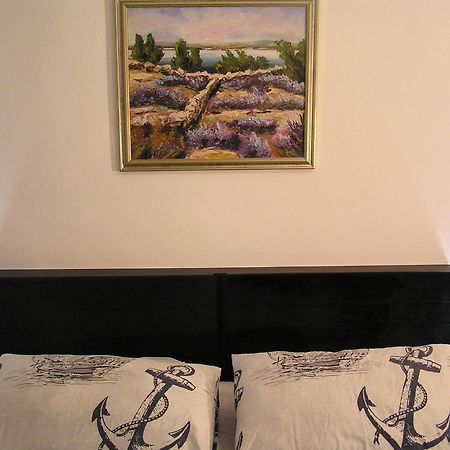 Studio Apartments Fabjanac Trogir Bagian luar foto