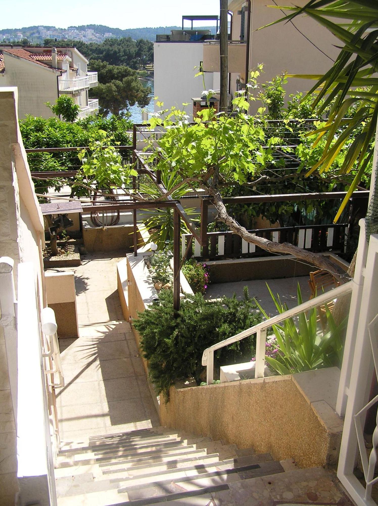 Studio Apartments Fabjanac Trogir Bagian luar foto
