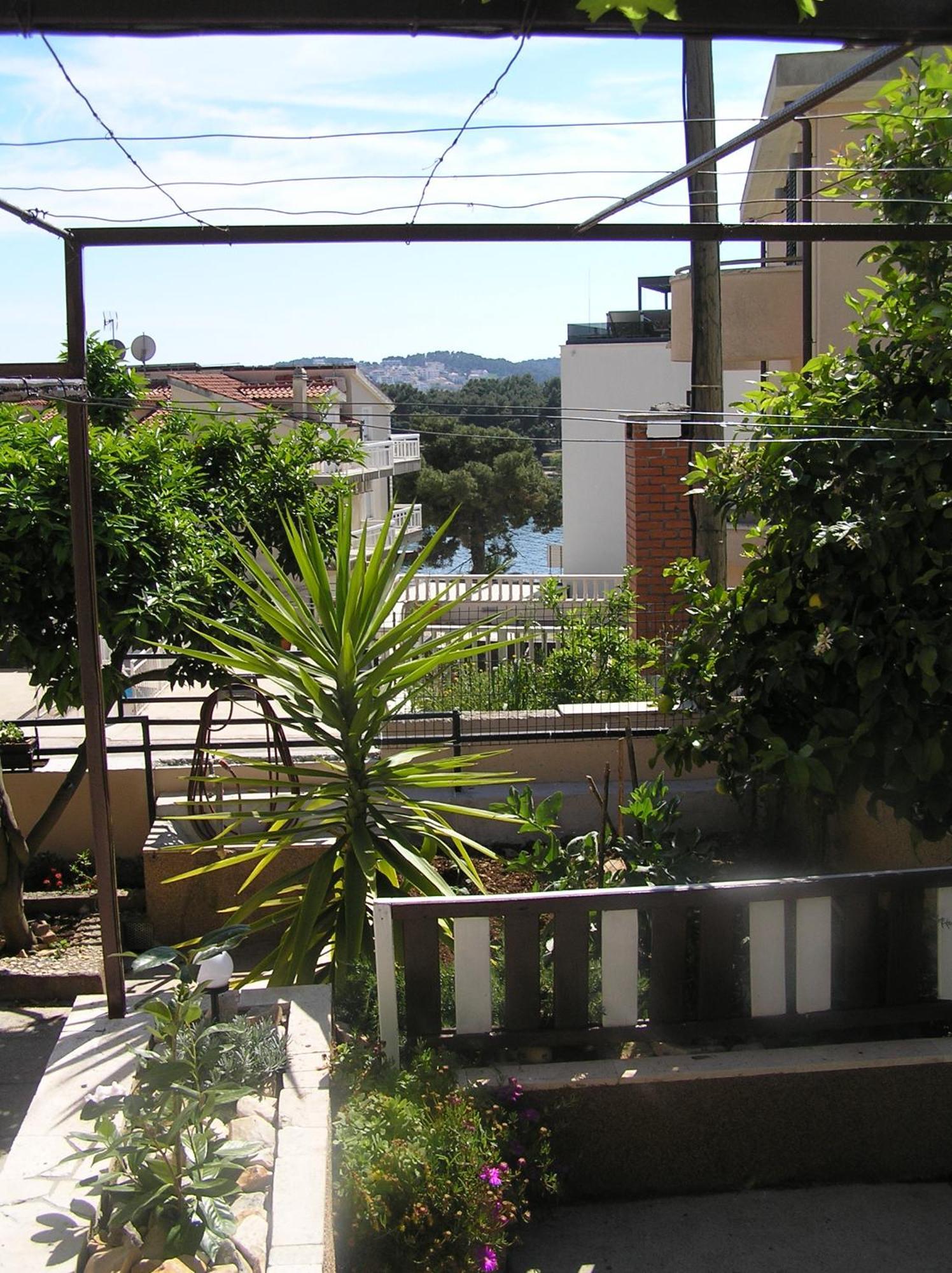 Studio Apartments Fabjanac Trogir Bagian luar foto
