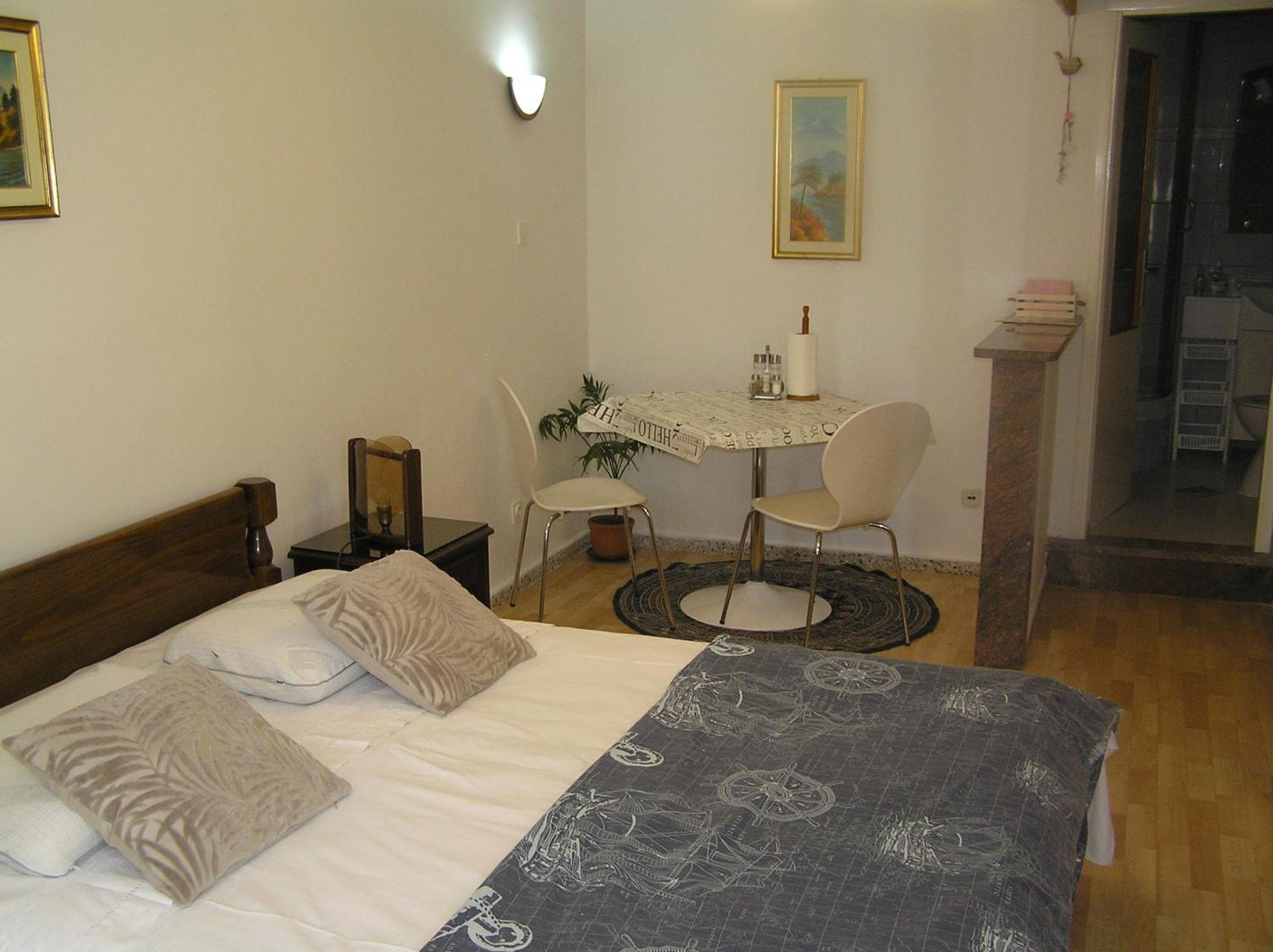 Studio Apartments Fabjanac Trogir Bagian luar foto