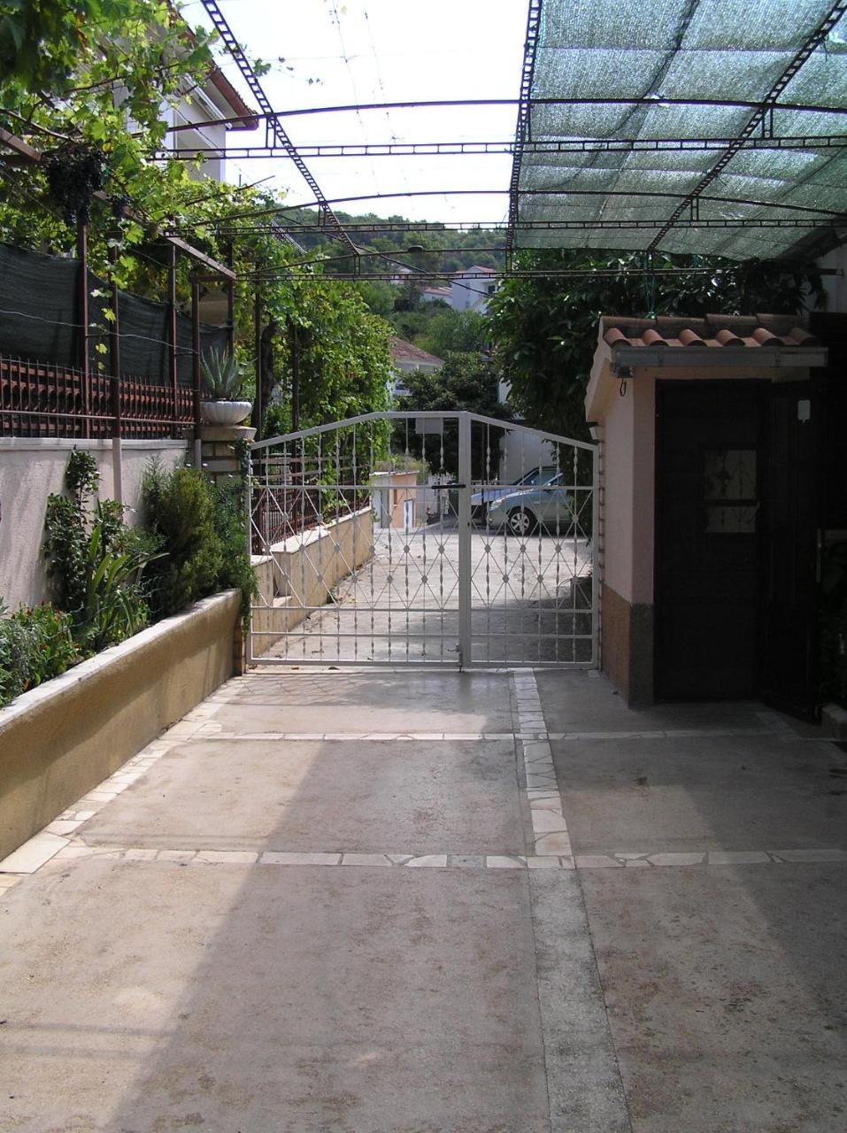 Studio Apartments Fabjanac Trogir Bagian luar foto